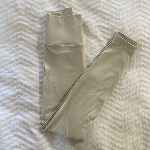 Lululemon Team Canada align tights